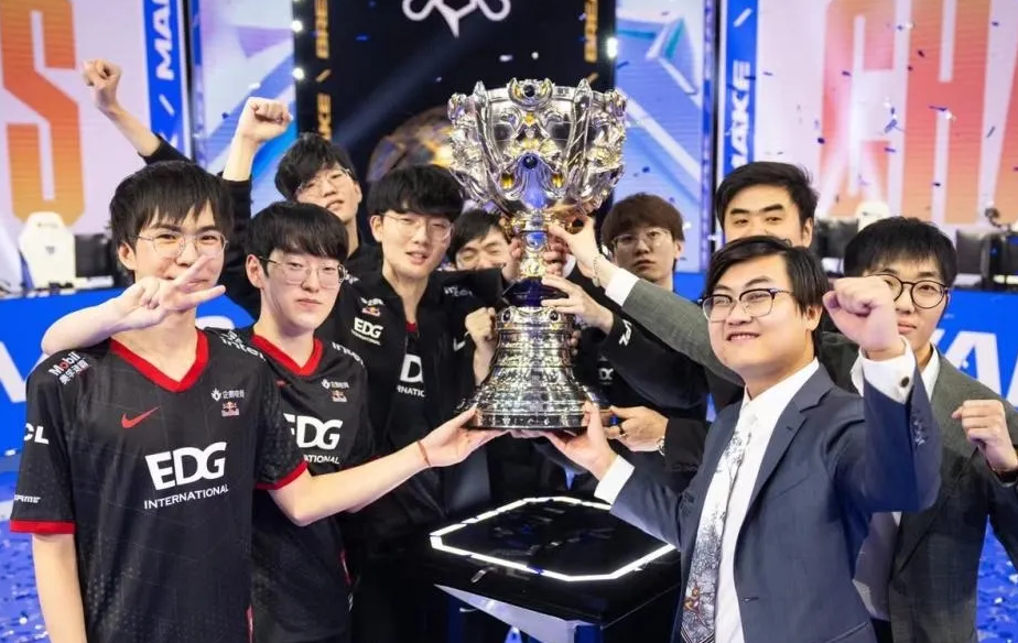 包含TL完胜FPX，Meiko2爆发神勇的词条