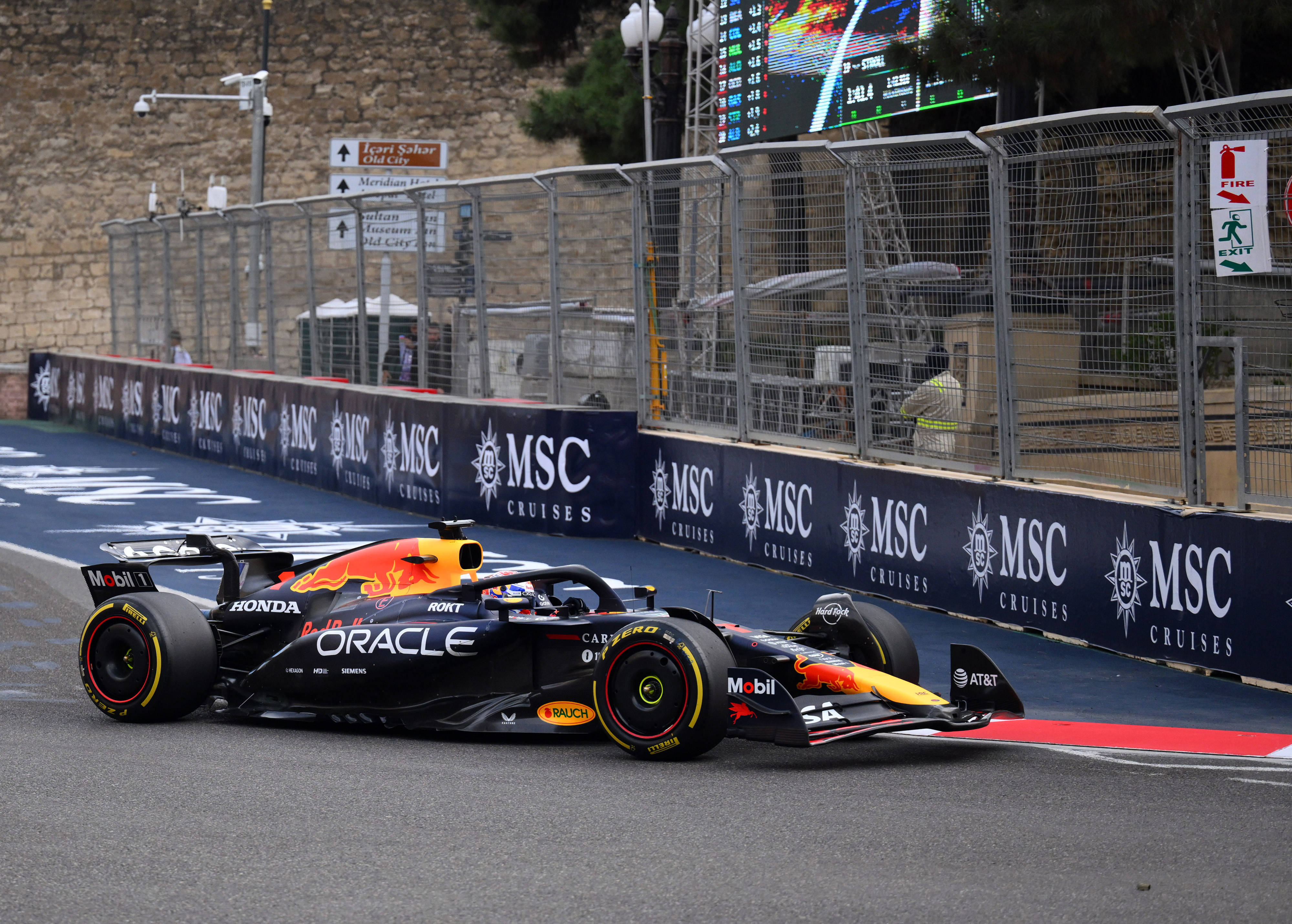 阿塞拜疆国家队取得胜利，备战重要国际赛的简单介绍