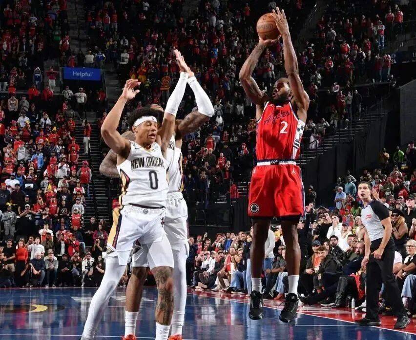 菲律宾男篮力克美国男篮，伦纳德三分雨点燃全场的简单介绍