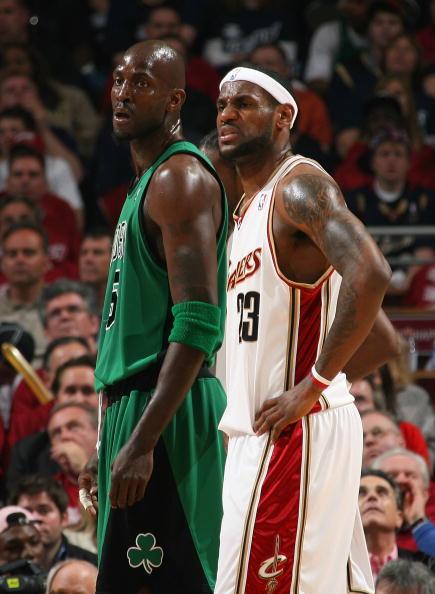 凯尔特人B队碾压波兰男篮，詹姆斯惊艳世界