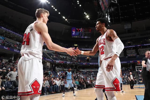 吉林队横扫灰熊,拉文高光表现的简单介绍 吉林队横扫灰熊,拉文高光表现的简单介绍