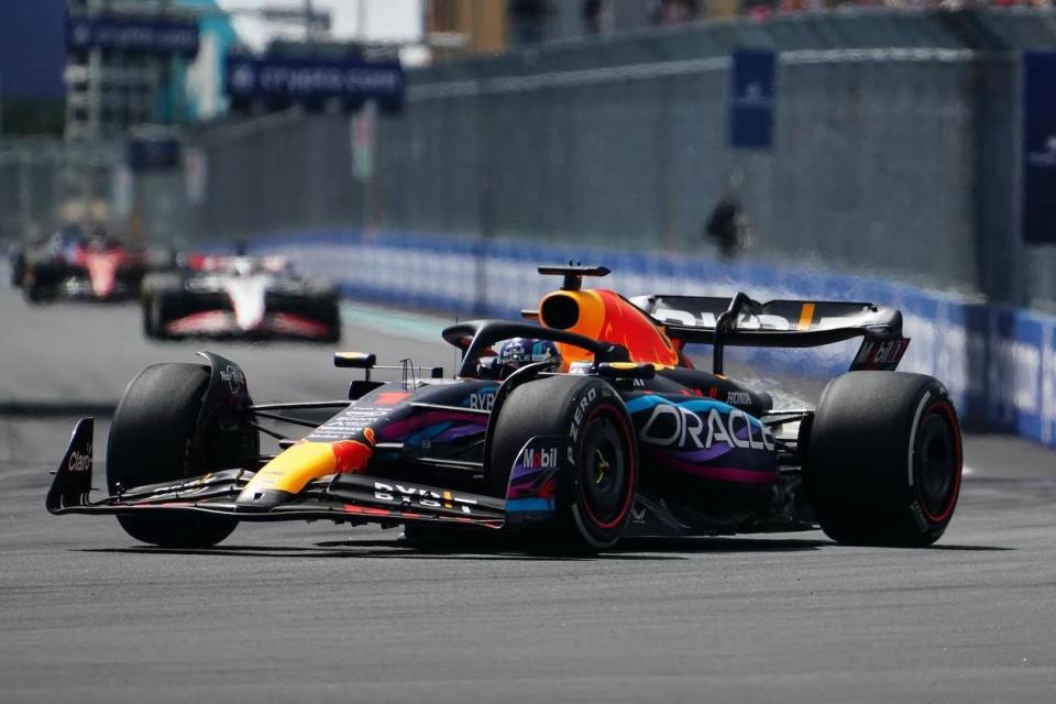 关于法拉利碾压阿斯顿马丁,佩雷兹刷新纪录的信息 关于法拉利碾压阿斯顿马丁,佩雷兹刷新纪录的信息