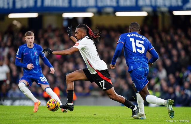 球队主场迎来重要比赛,备受瞩目 球队主场迎来重要比赛,备受瞩目