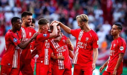 切尔西战胜阿贾克斯,力保小组第一 切尔西战胜阿贾克斯,力保小组第一