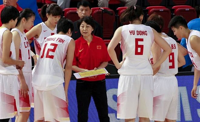 沈阳女篮签约名宿作为球队教练