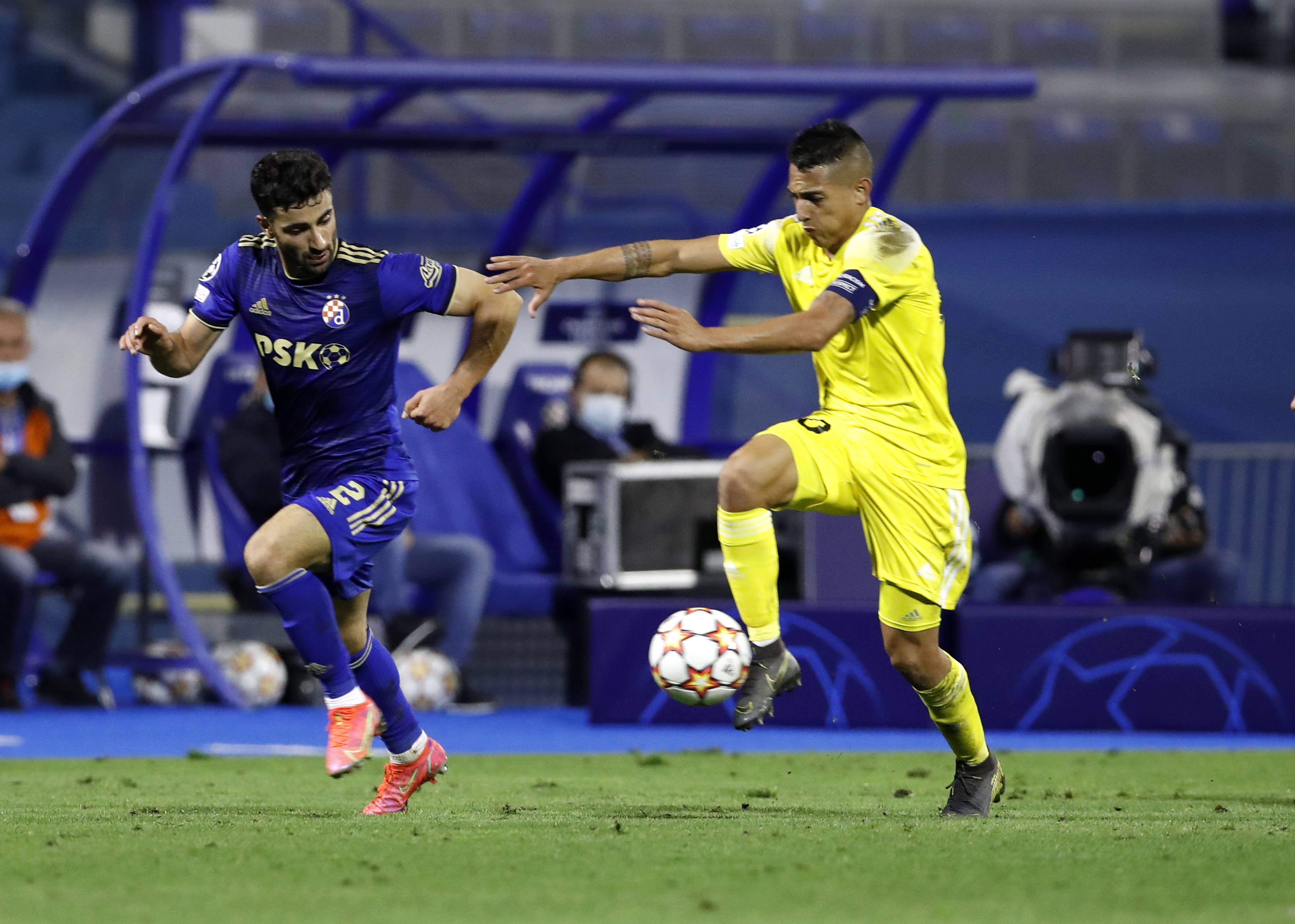 拉齐奥主场迎战AC米兰，实力对决