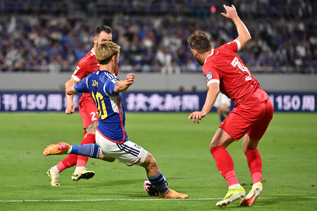 欧洲顶级球队间的激烈比拼引人关注