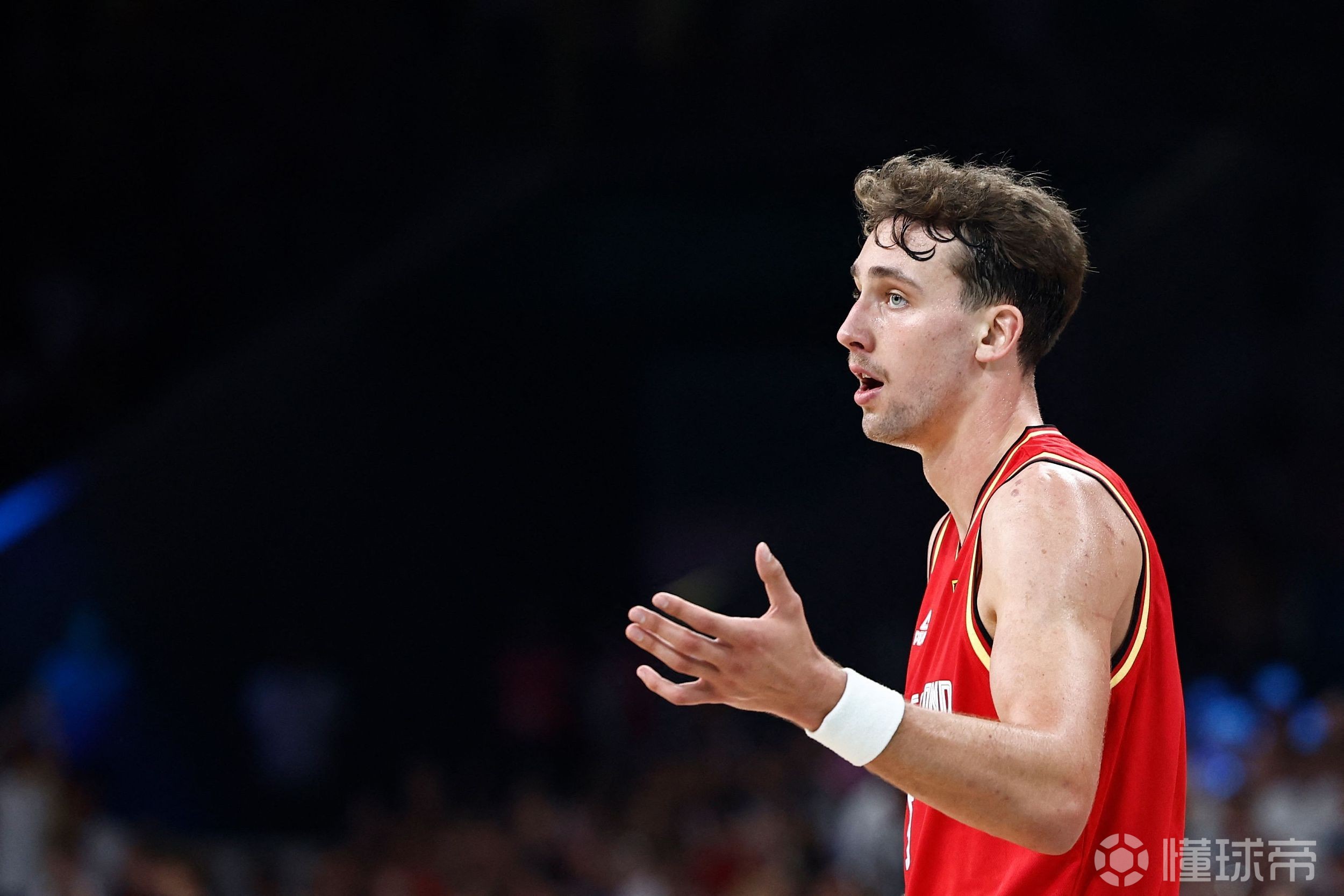 创造奇迹！德国运动员突围夺冠