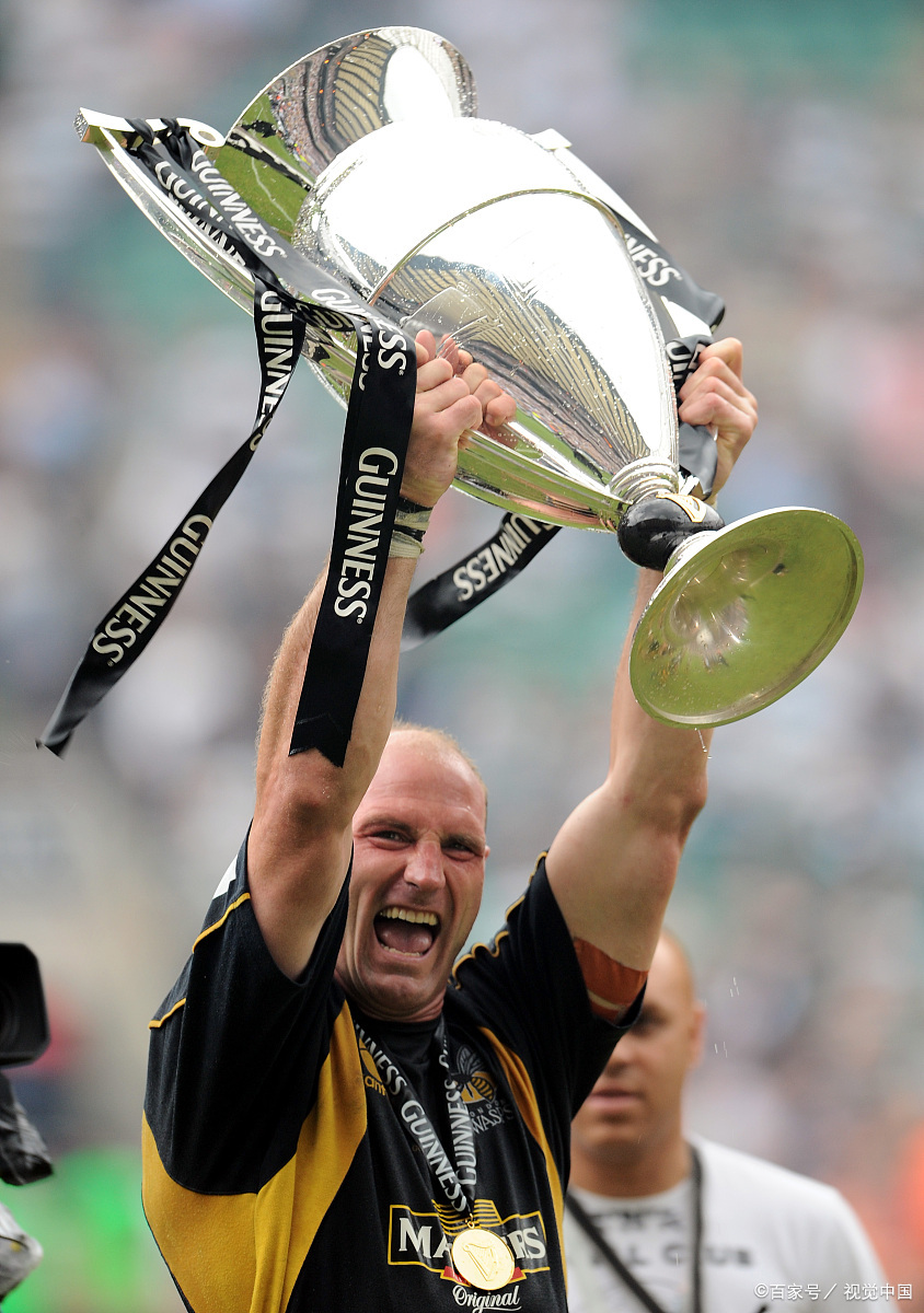 包含佛罗伦萨豪取三分胜于维罗纳：雄起反弹的词条