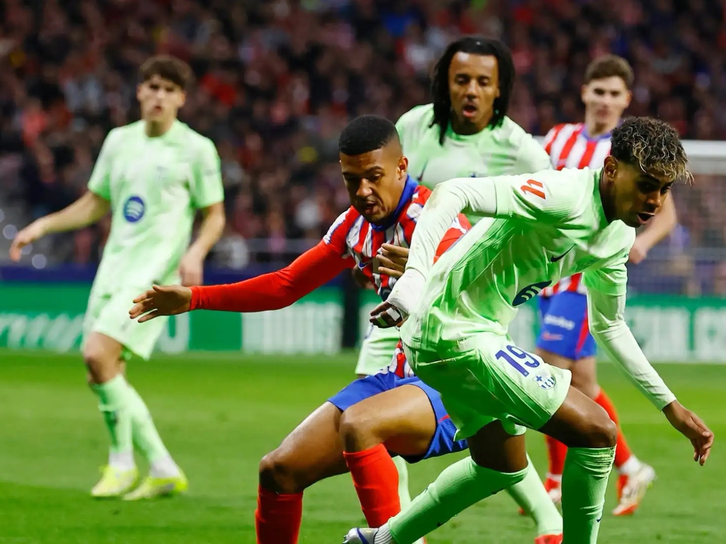 巴塞罗那取胜进一步领先，晋级在望的简单介绍