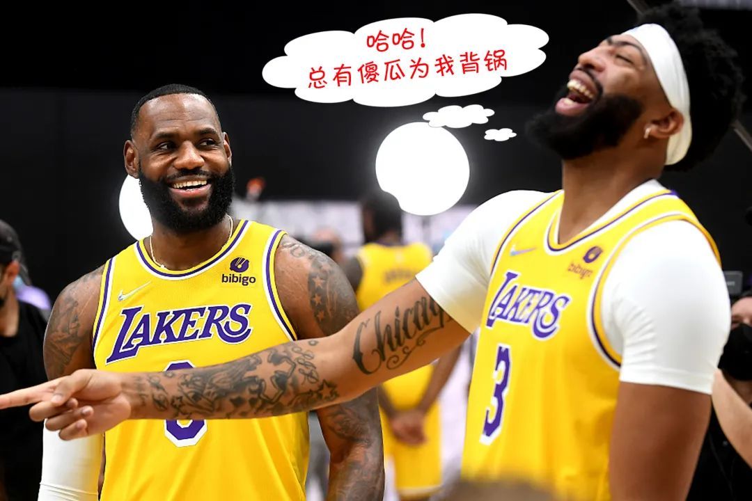 包含四川盆地队员误判严重，输球成定局的词条