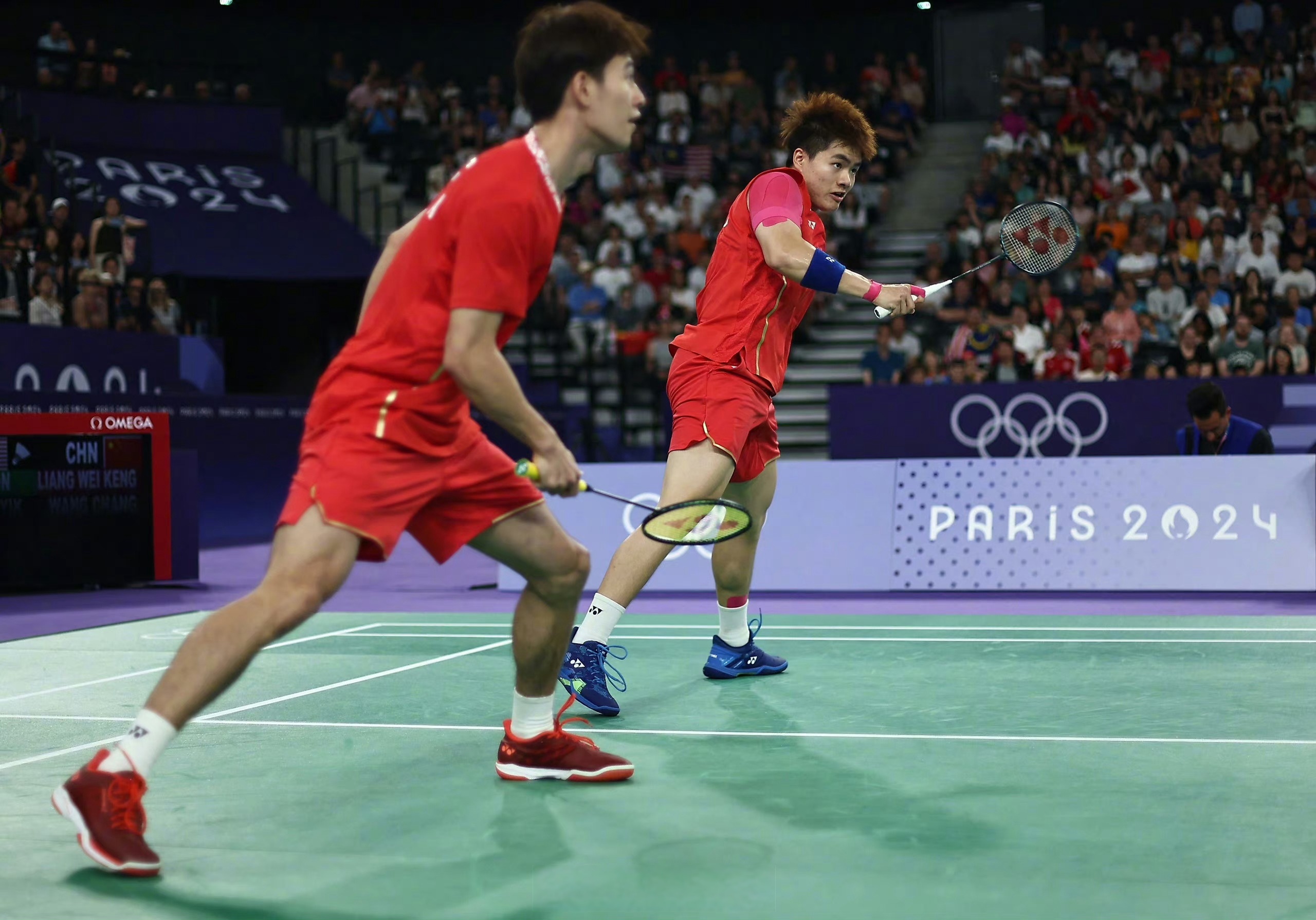 包含法国羽毛球队绝地反击英格兰羽毛球队，谌龙爆发神勇的词条