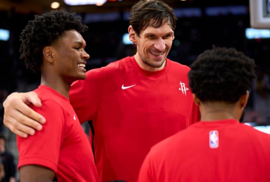 火箭队遭遇三连败，战绩下滑的简单介绍