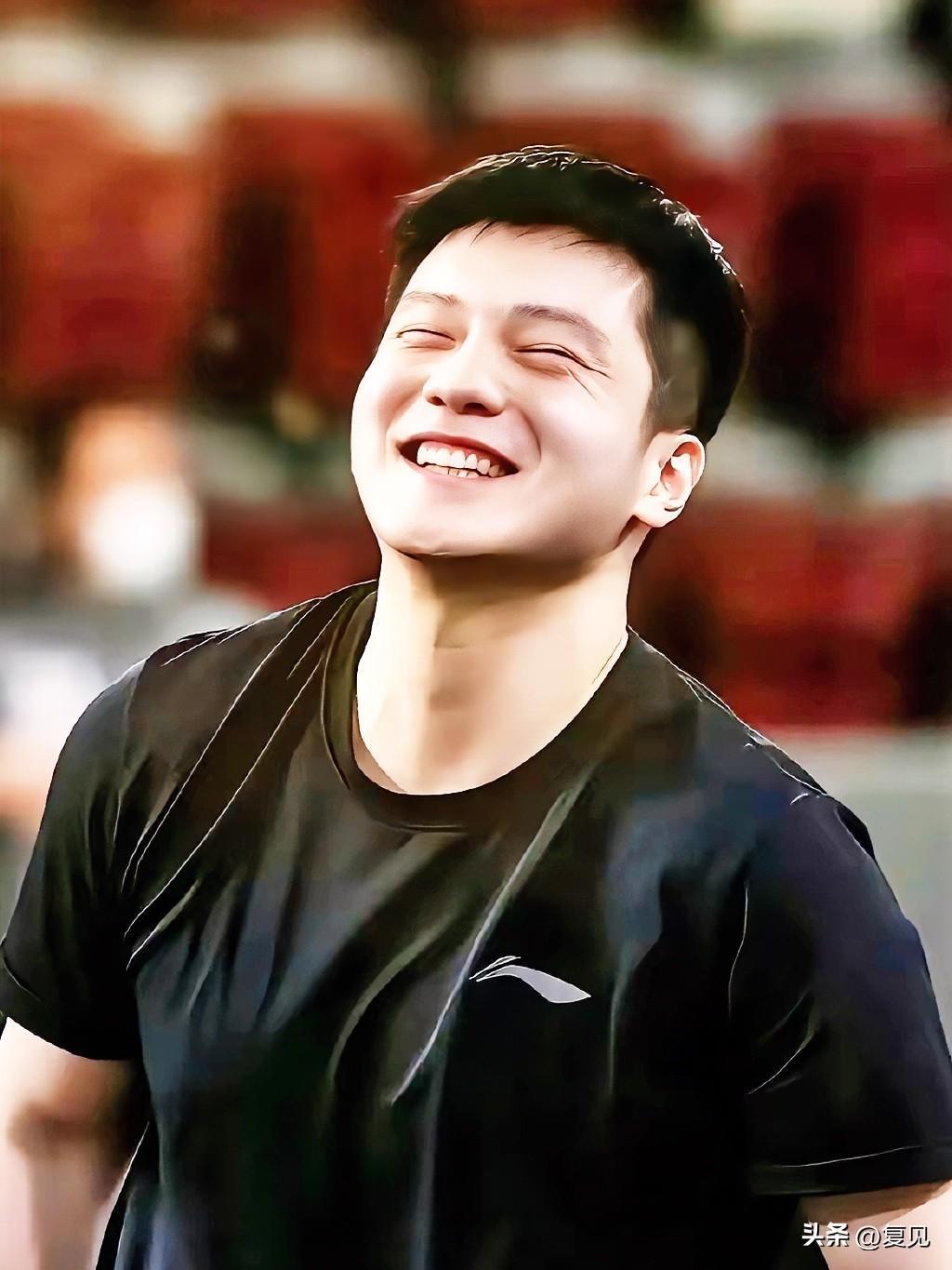 瑞典队轻取日本队,樊振东刷新纪录 瑞典队轻取日本队,樊振东刷新纪录