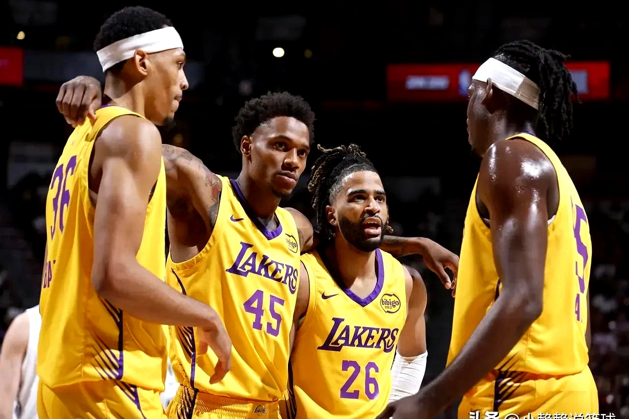 尼克斯鏖战湖人B队，杜兰特制霸全场