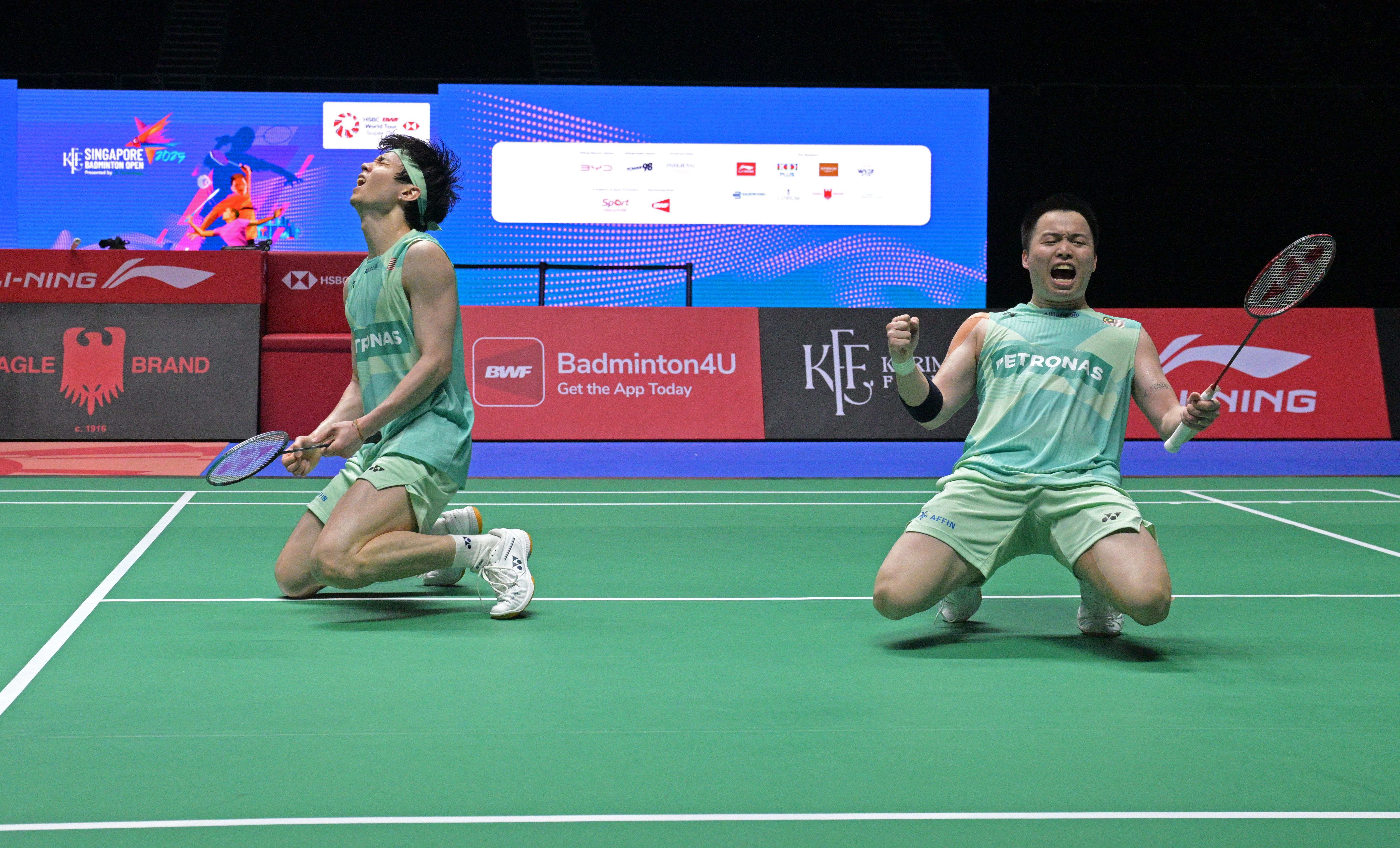 英格兰羽毛球队横扫马来西亚羽毛球队，谌龙制霸全场的简单介绍